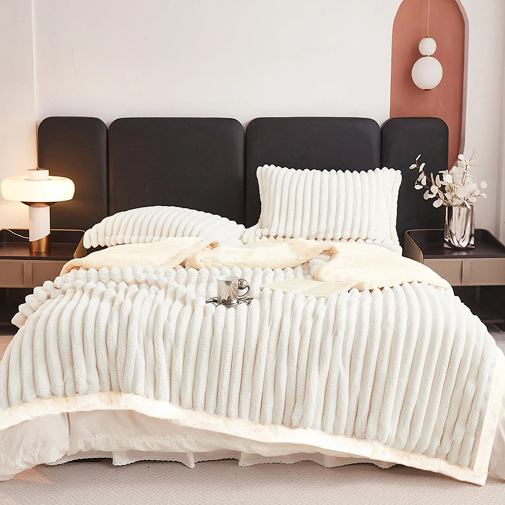 Weighted Fleece Blanket 8lbs – Sherpa Throw for Anxiety & Sleep